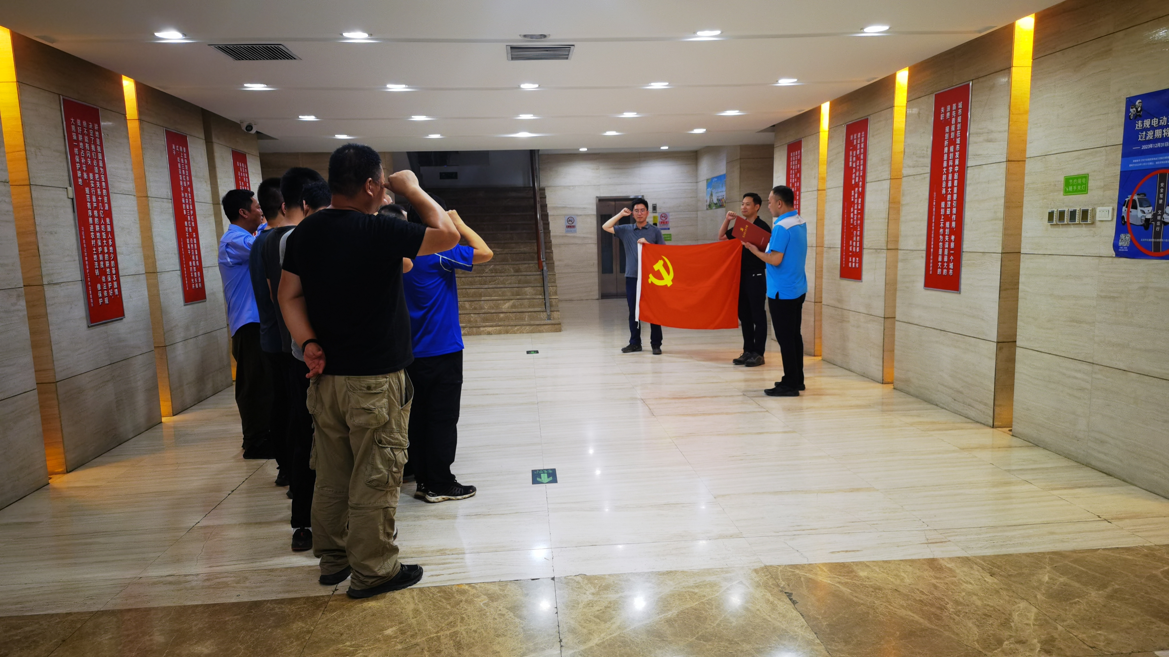 风雨无阻，球队成功挺进下一轮