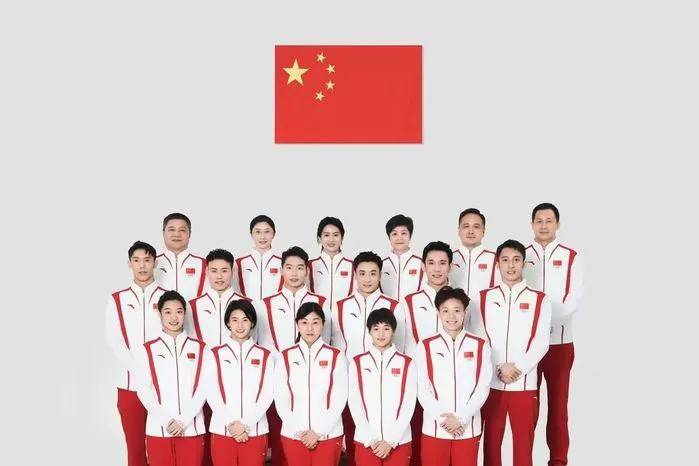 射击选手陈宇峰稳定发挥，夺得金牌