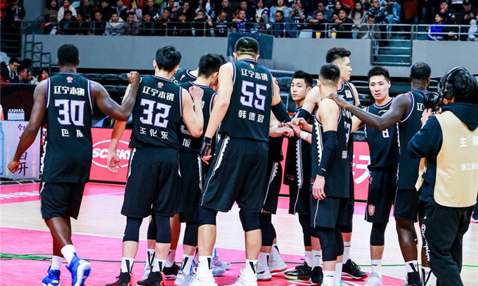 辽宁队遭遇两连败，寻找突破口