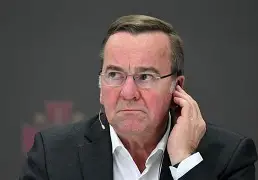 柏林联队迎来新一轮比赛备战,全队齐心协力的简单介绍 柏林联队迎来新一轮比赛备战,全队齐心协力的简单介绍