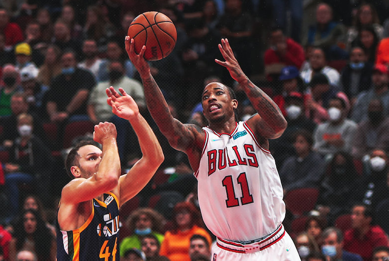 爵士一路领先,顺利战胜公牛 爵士一路领先,顺利战胜公牛