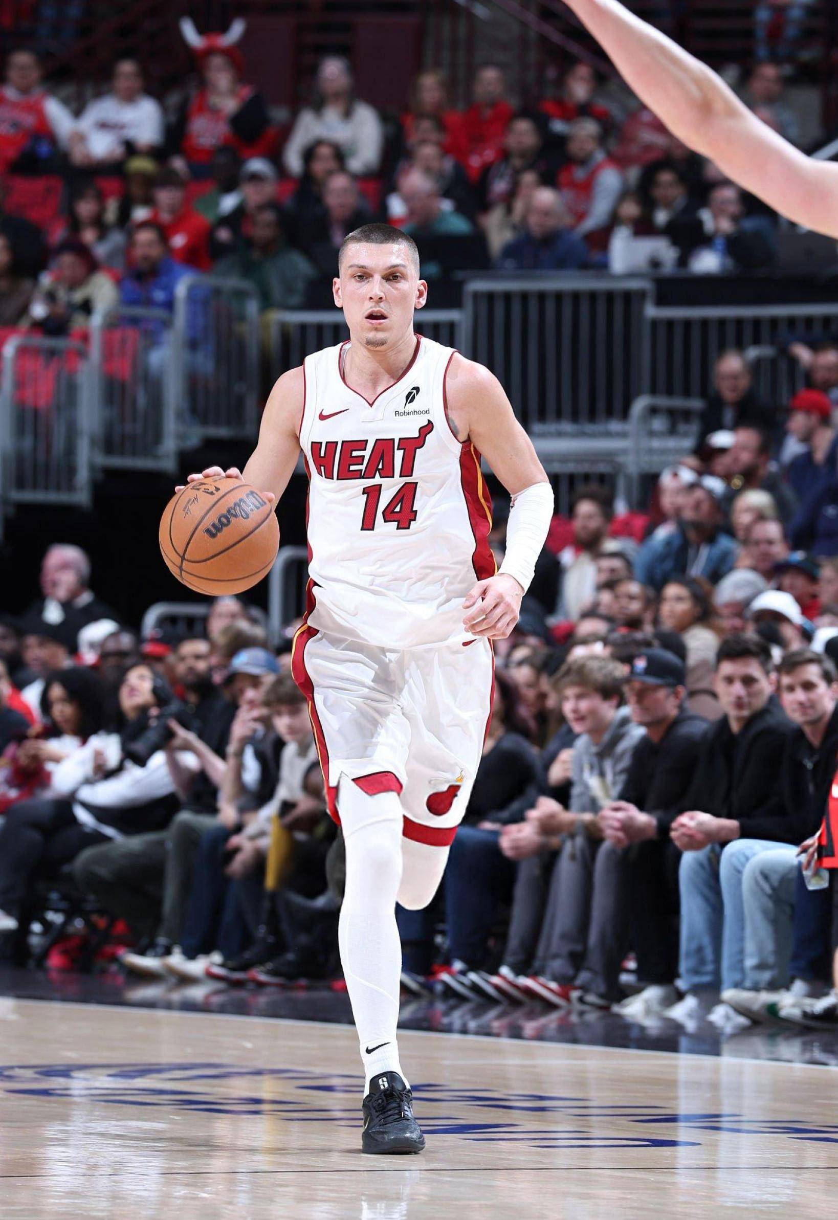 热火力克老鹰,取得三连胜 热火力克老鹰,取得三连胜