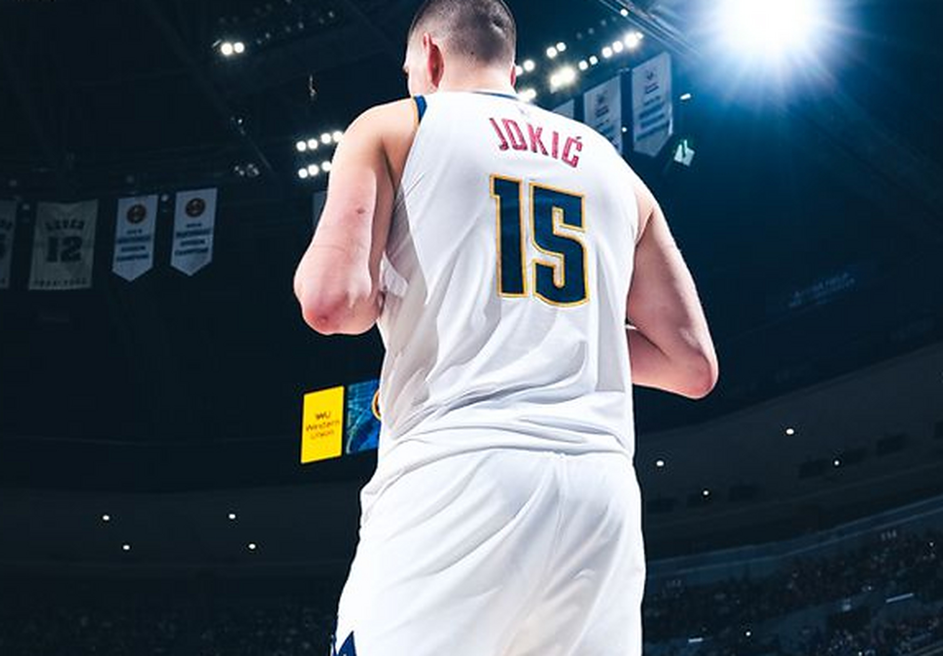 公牛惊险战胜国王,取得四连胜 公牛惊险战胜国王,取得四连胜